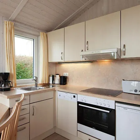 בית נופש 3 Person In